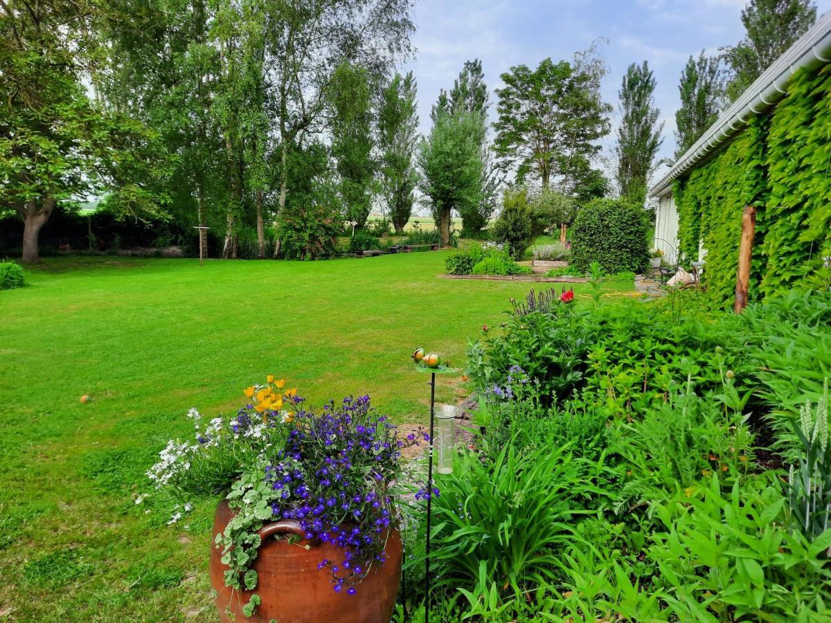 La Flandre Entre Plaine, Mer Et Marais Rubrouck Exterior photo